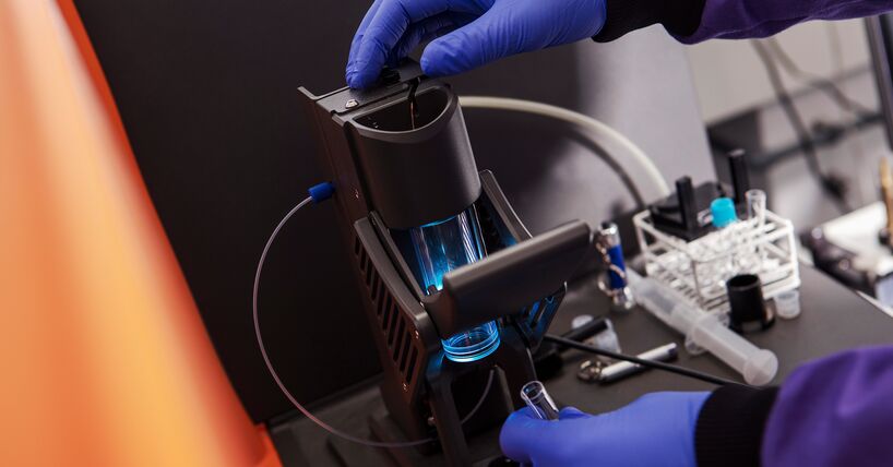 A scientist using a Flow Cytometry technique